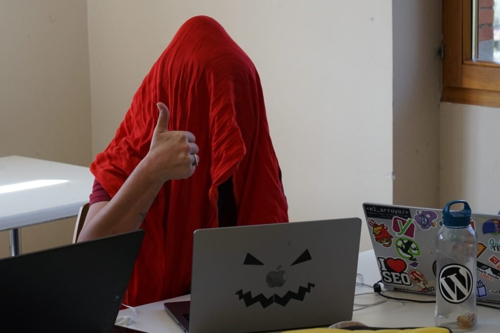 Mysterious person at a WordCamp Contributor Day